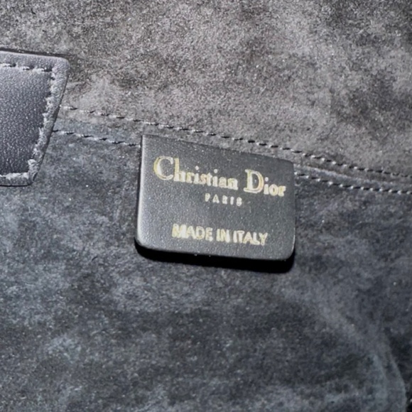 Authentic DIOR Medium Dior Toujours Bag Black Macrocannage Calfskin - Picture 5 of 14